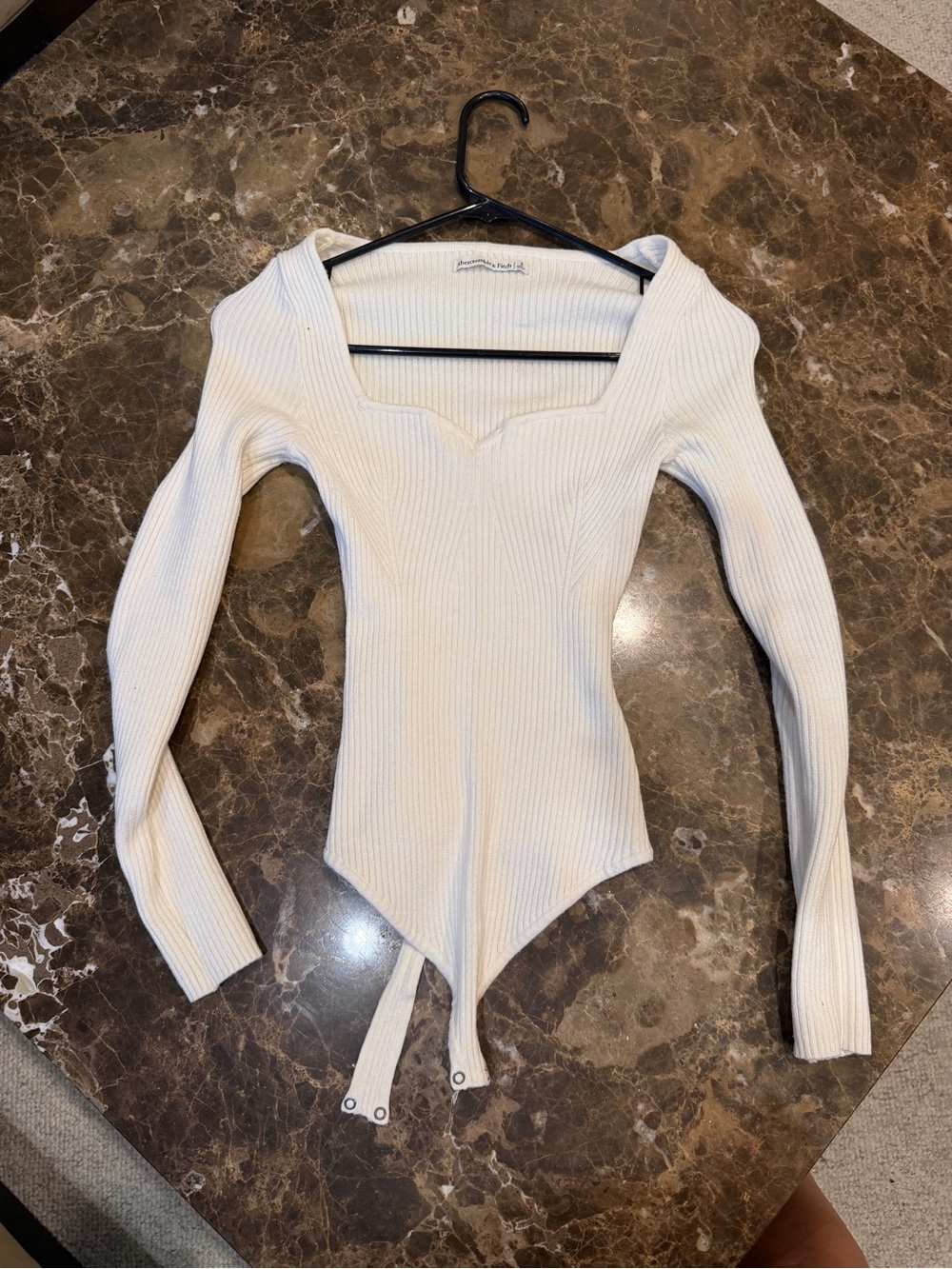 Abercrombie & Fitch Cream Ribbed Long-Sleeve Snap Bodysuit